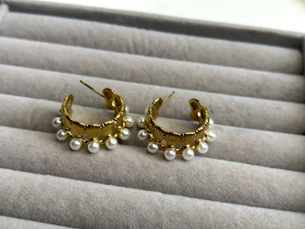 Ornate Pearls Earrings