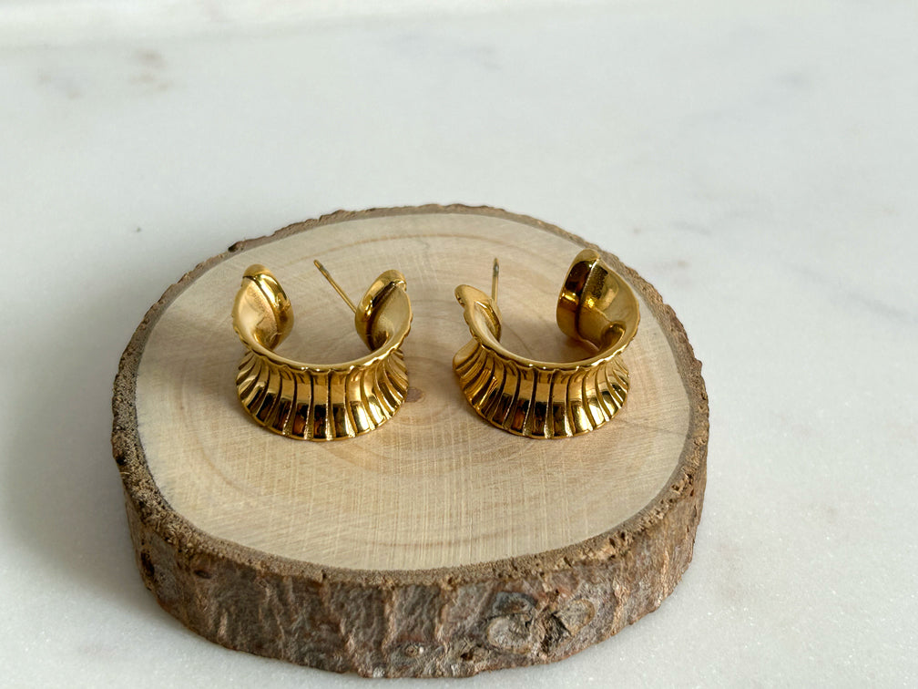 Aurum Praerupta Hoops