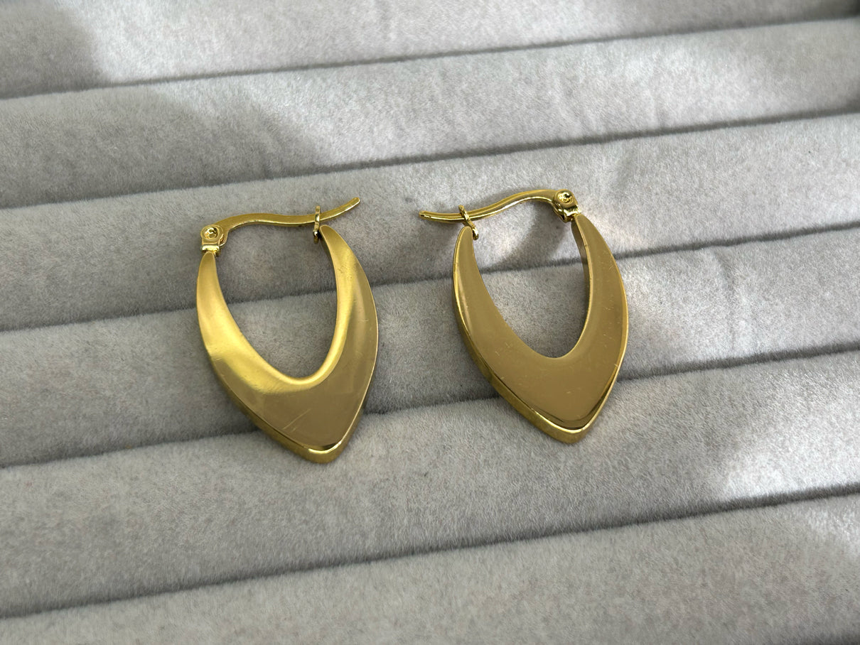 Elegance Teardrop Hoops