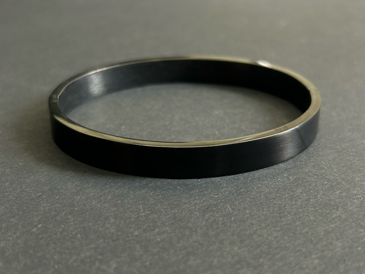 Shadow Bracelet