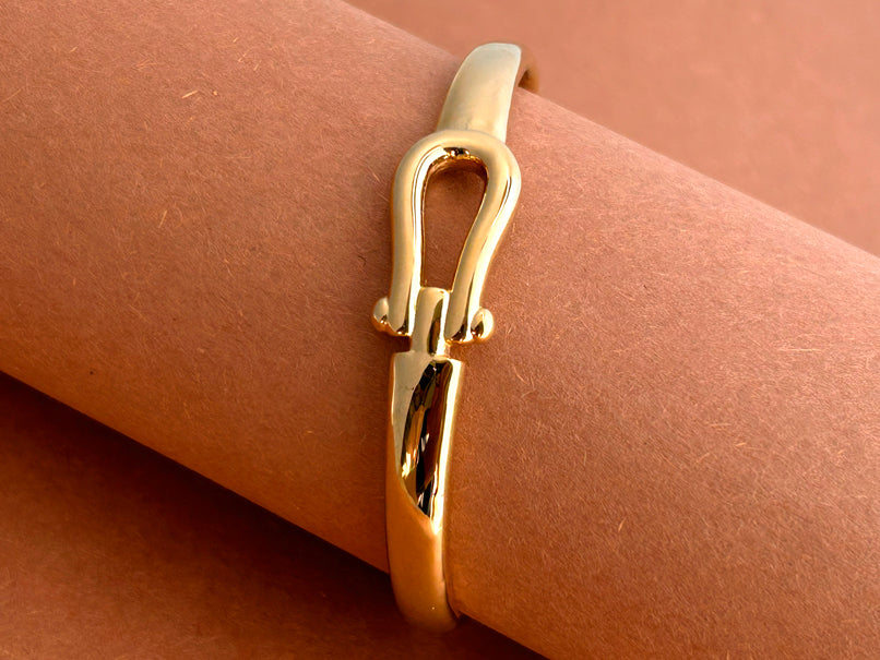 Horseshoe Buckle Bangle