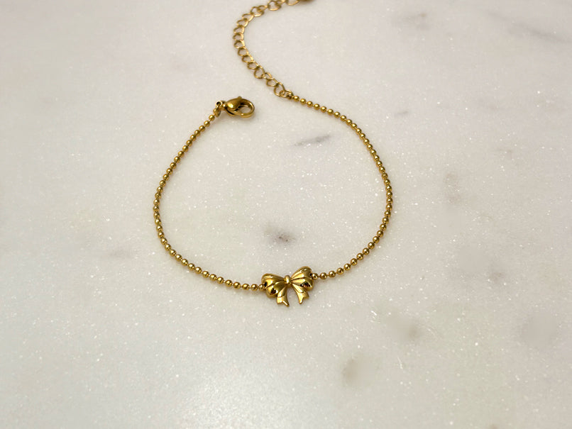 Tiny Bow Bracelet