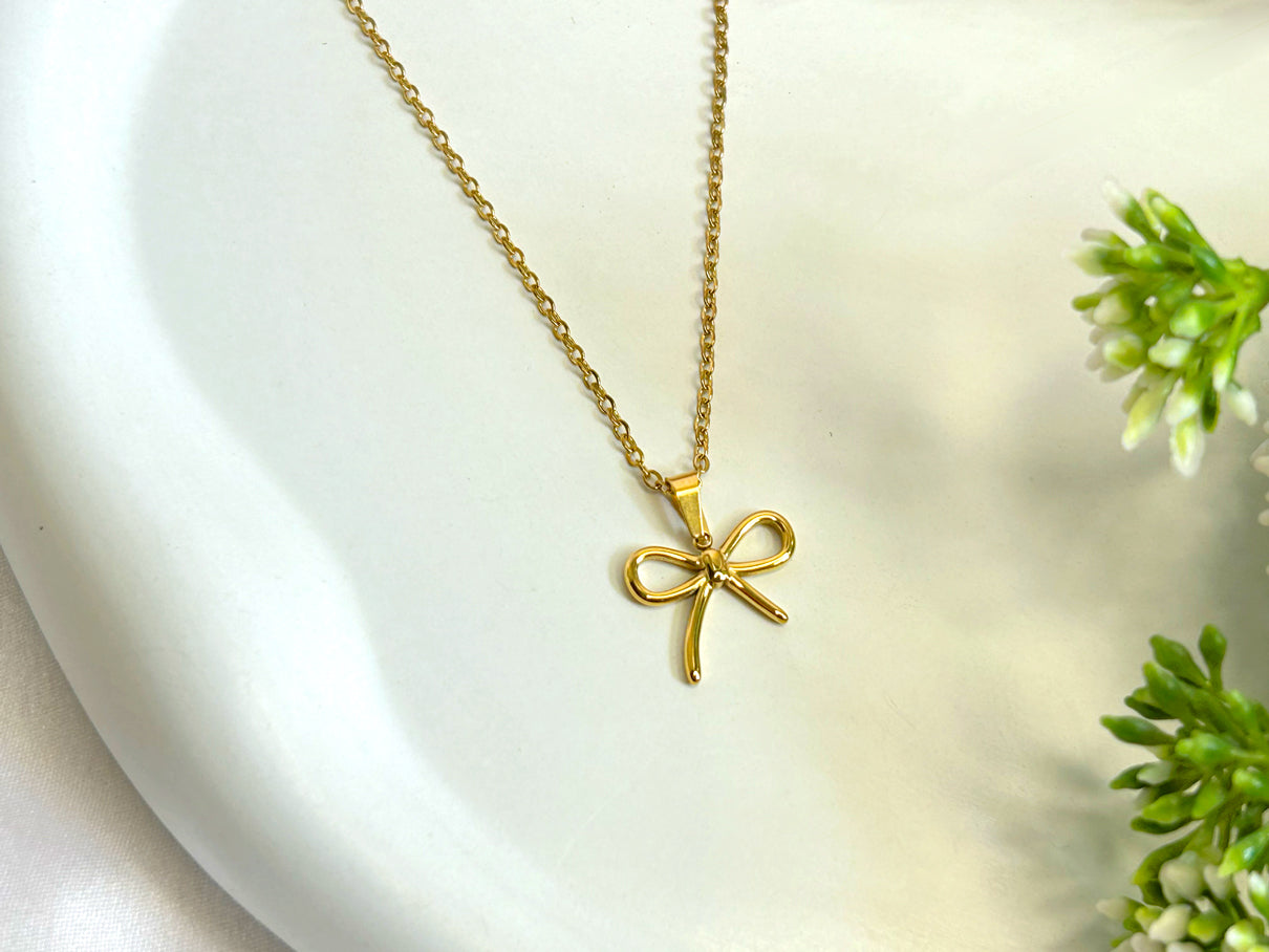 Timeless Bow Necklace