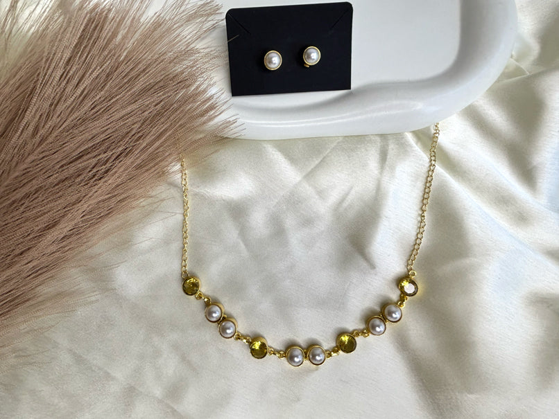 White Pearl Necklace Set